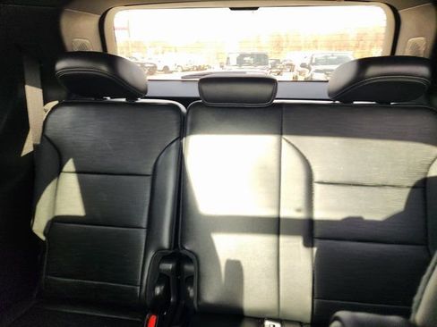 Used 2026 Buick Enclave Sport Touring w/ Power Package image 9