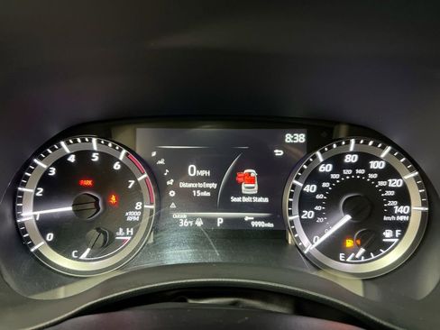 Used 2023 Toyota Highlander LE image 12