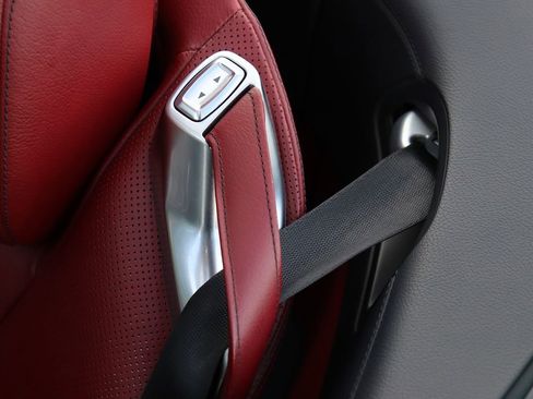 Used 2018 Mercedes-Benz SL 450 image 38