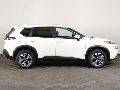 Used 2023 Nissan Rogue SV w/ SV Premium B Package AWD/4WD image 18