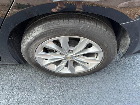 Used 2024 Chevrolet Malibu LT FWD image 8
