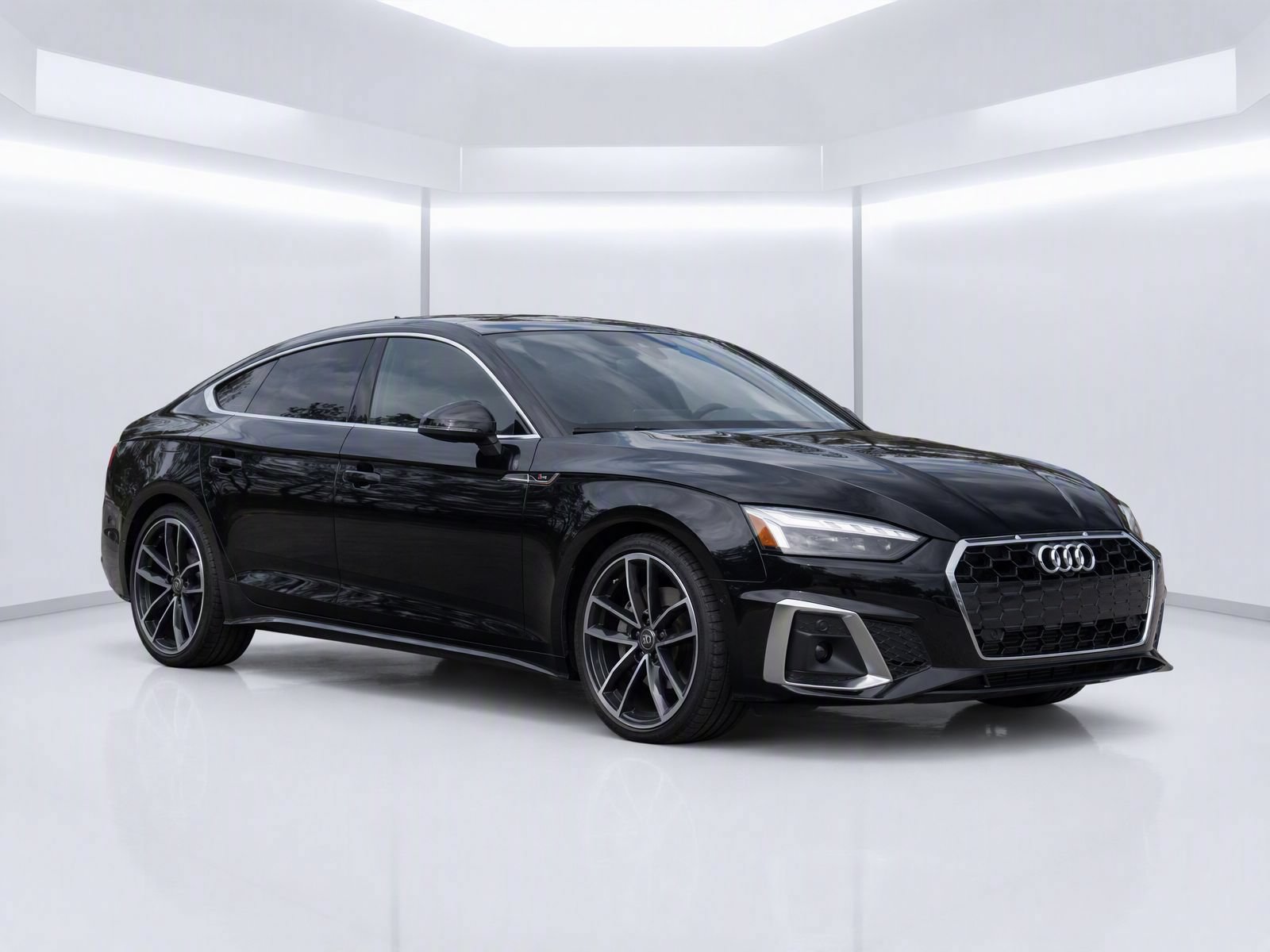 Used 2021 Audi A5 2.0T Premium Plus w/ Premium Plus AWD/4WD image 2