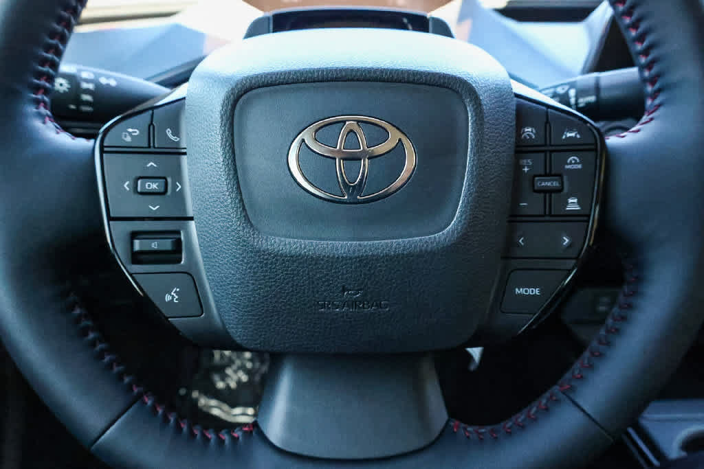 New 2027 Toyota Prius Plug-In Hybrid FWD image 25