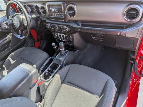 Used 2022 Jeep Wrangler Willys AWD/4WD image 20