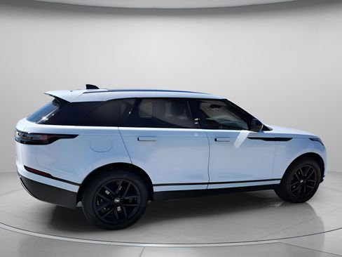 Used 2025 Land Rover Range Rover Velar S AWD/4WD image 8