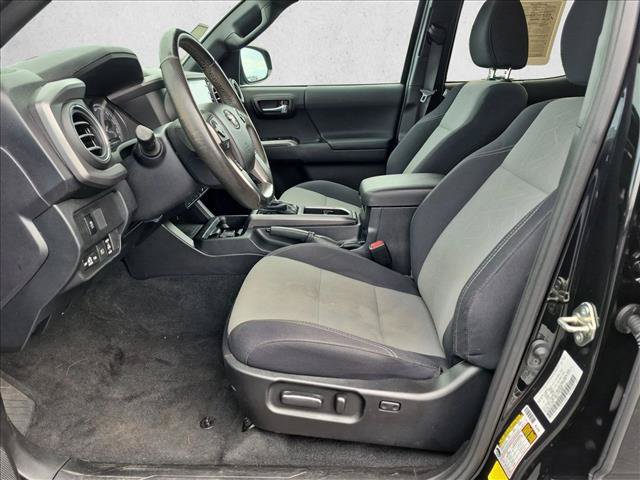 Used 2021 Toyota Tacoma TRD Off-Road AWD/4WD image 15