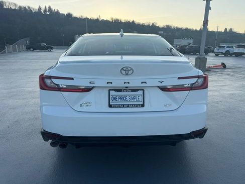 Certified 2025 Toyota Camry SE image 11