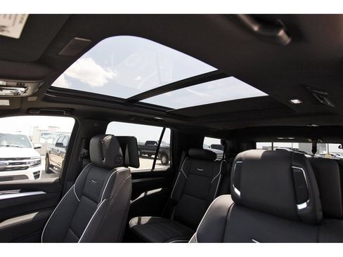 New 2026 Cadillac Escalade Sport w/ Touring Package AWD/4WD image 24