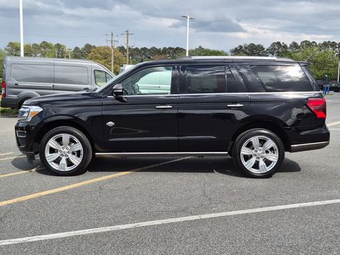 Used 2024 Ford Expedition King Ranch AWD/4WD image 5