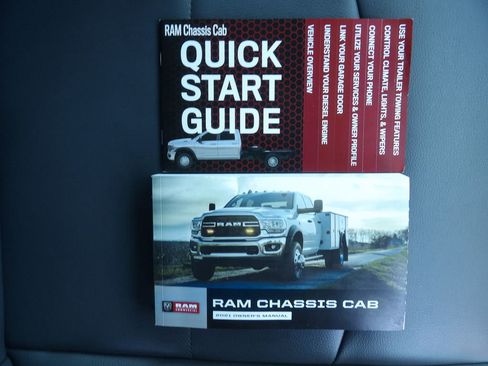 Used 2021 RAM 5500 Tradesman w/ Chrome Appearance Group image 41