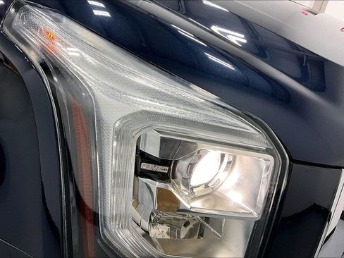 Used 2019 GMC Yukon Denali AWD/4WD image 36