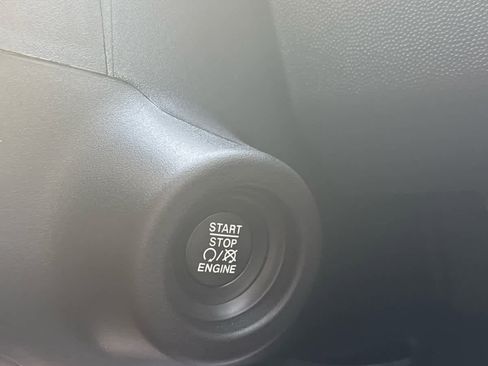 New 2026 RAM ProMaster 3500 w/ Premium Convenience Group image 19