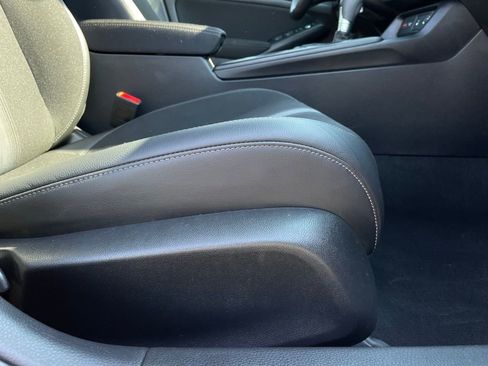 Certified 2025 Honda Civic Sport image 29