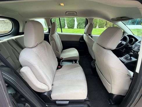 Used 2012 MAZDA MAZDA5 Sport FWD image 19