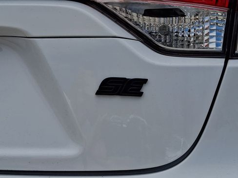 New 2026 Toyota Corolla SE image 21