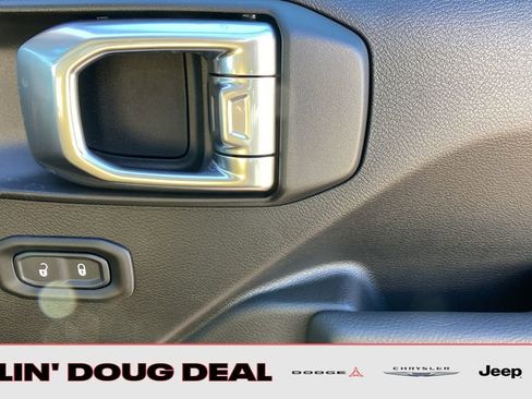 New 2025 Jeep Wrangler Willys 4xe image 39