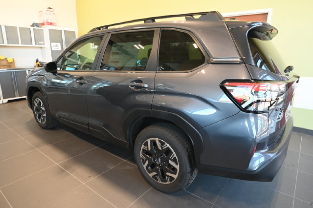 New 2026 Subaru Forester Premium AWD/4WD image 10