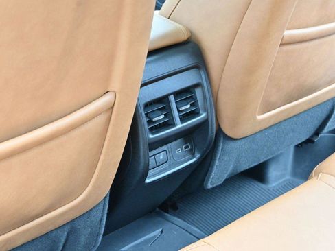Certified 2023 Cadillac XT4 Premium Luxury AWD/4WD image 30