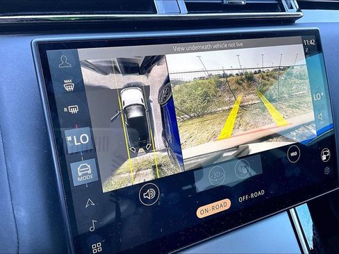 Used 2024 Land Rover Range Rover Velar S AWD/4WD image 24