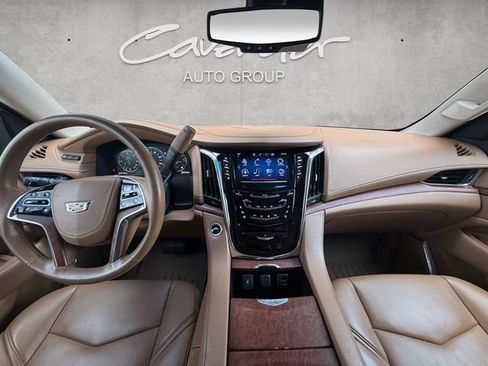Used 2015 Cadillac Escalade Platinum AWD/4WD image 20