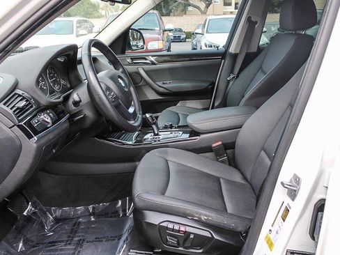 Used 2017 BMW X3 sDrive28i image 17
