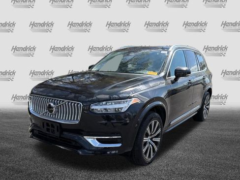 Certified 2025 Volvo XC90 B5 Core image 6
