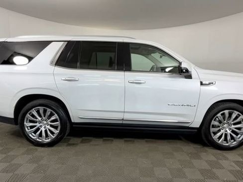 Used 2023 GMC Yukon Denali w/ Denali Reserve Package AWD/4WD image 3