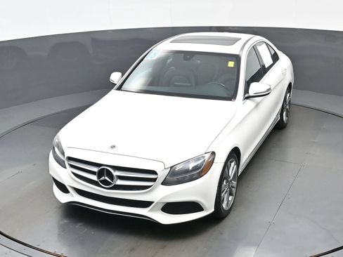 Used 2018 Mercedes-Benz C 300 Sedan w/ Premium Package image 35