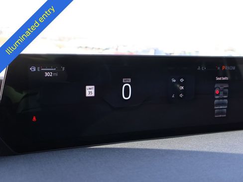 Certified 2025 Ford Expedition Active AWD/4WD image 31