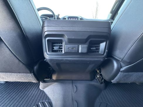 Used 2020 Chevrolet Silverado 1500 LT Trail Boss image 21