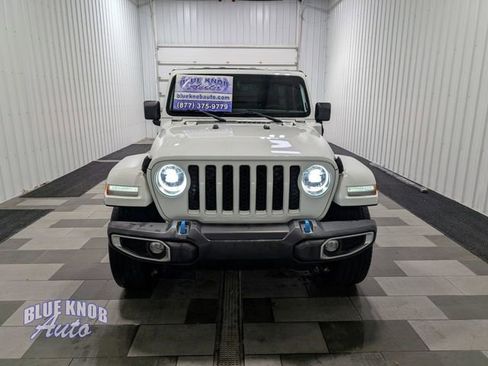 Used 2023 Jeep Wrangler Unlimited Sahara w/ Cold Weather Group image 6