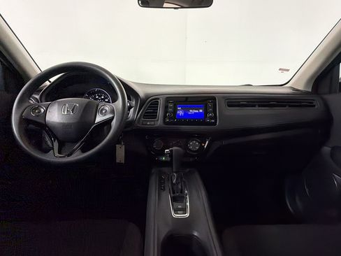 Certified 2021 Honda HR-V LX image 14