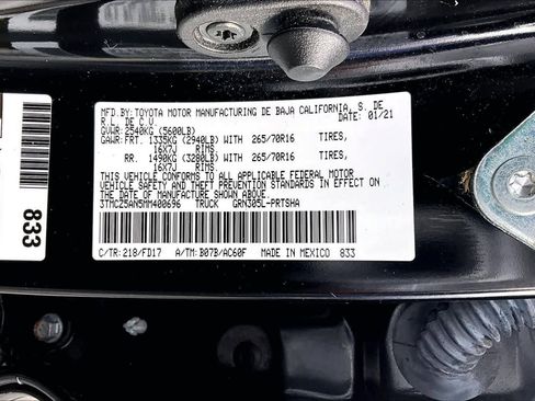 Certified 2021 Toyota Tacoma TRD Off-Road image 32