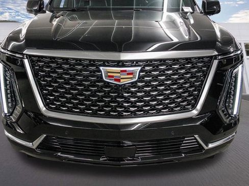 New 2026 Cadillac Escalade Luxury image 22