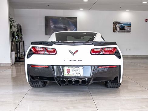 Used 2019 Chevrolet Corvette Stingray Coupe w/ Carbon Flash Badge Package RWD image 13