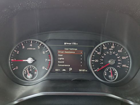 Used 2020 Kia Telluride SX image 17