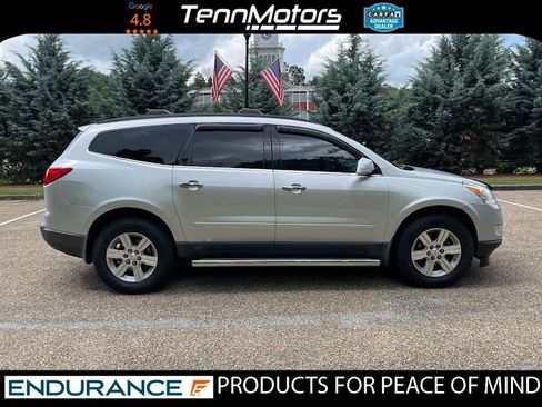 Used 2011 Chevrolet Traverse LT w/ LPO, 'HIT The Road' Package FWD image 3