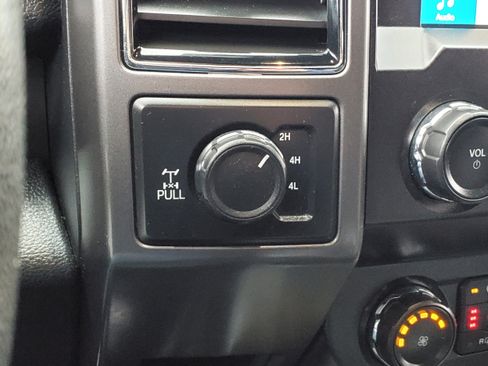 Used 2019 Ford F150 XLT w/ Equipment Group 302A Luxury image 21