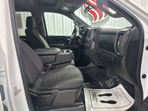 Used 2020 Chevrolet Silverado 2500 LT w/ Convenience Package image 24