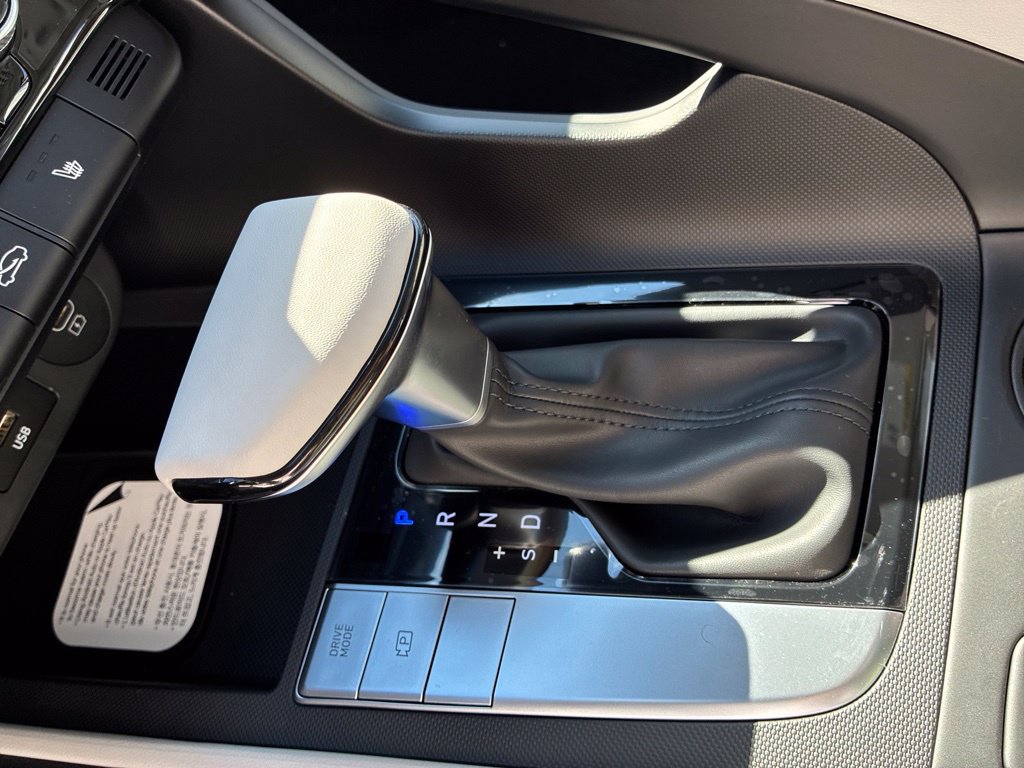New 2026 Hyundai Elantra SEL Sport FWD image 30