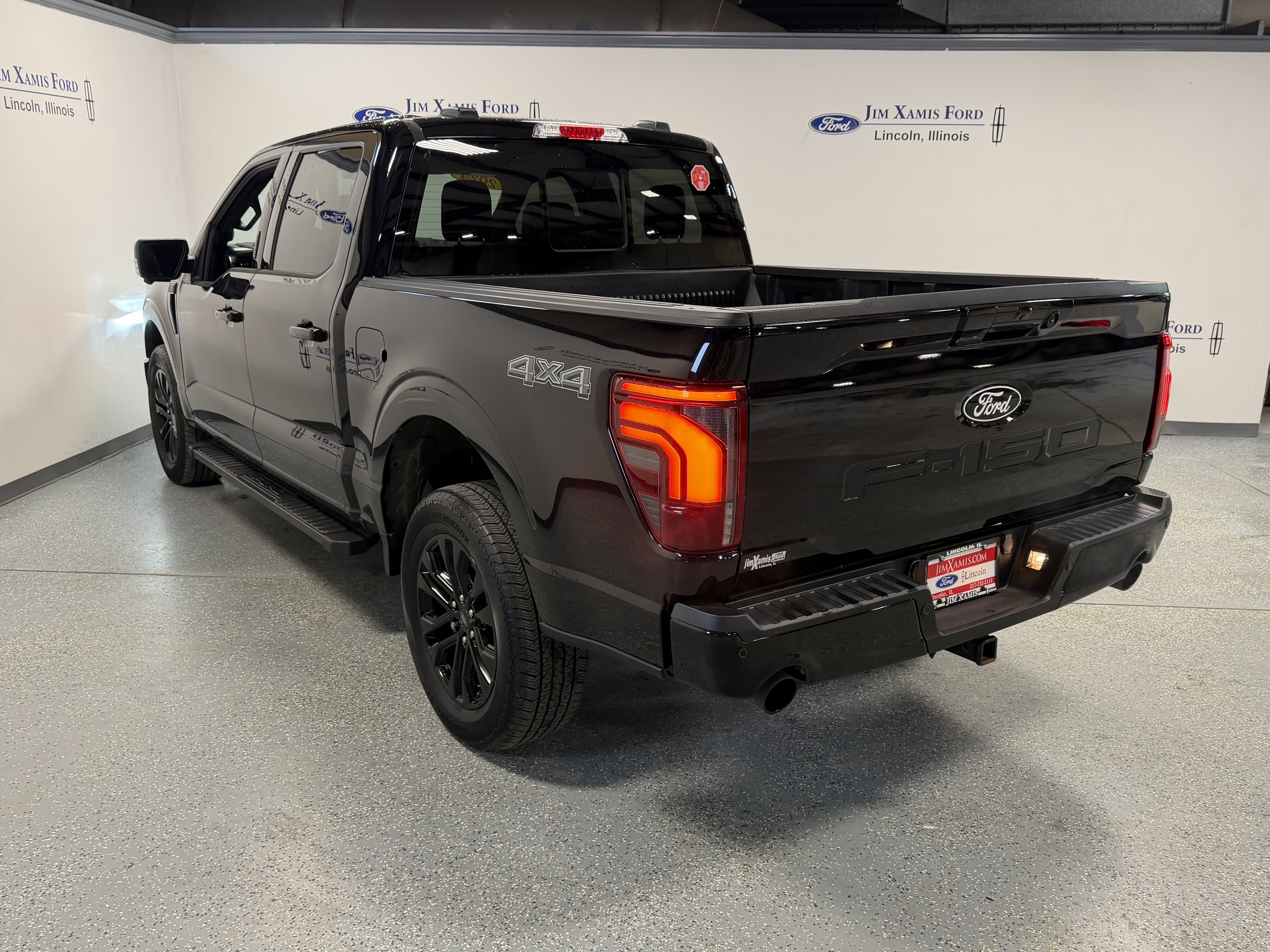 Used 2024 Ford F150 Lariat AWD/4WD image 32