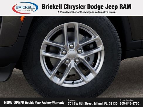 New 2025 Jeep Grand Cherokee Laredo X image 8