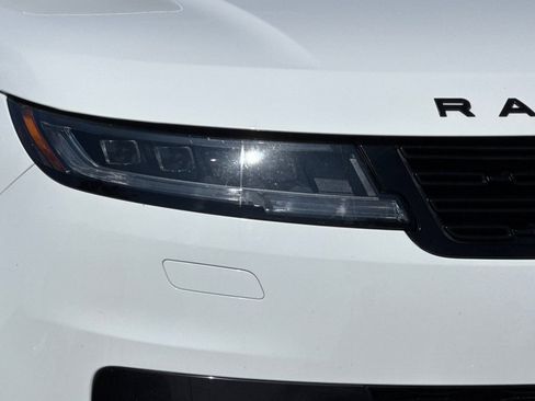 Used 2024 Land Rover Range Rover Sport Dynamic SE image 43