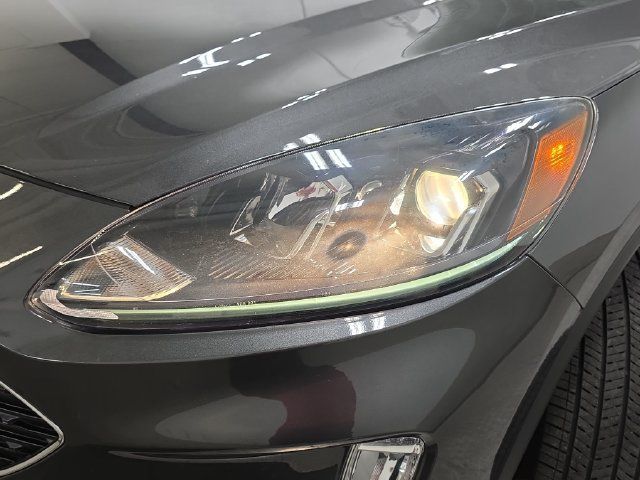 Certified 2020 Ford Escape SEL AWD/4WD image 29