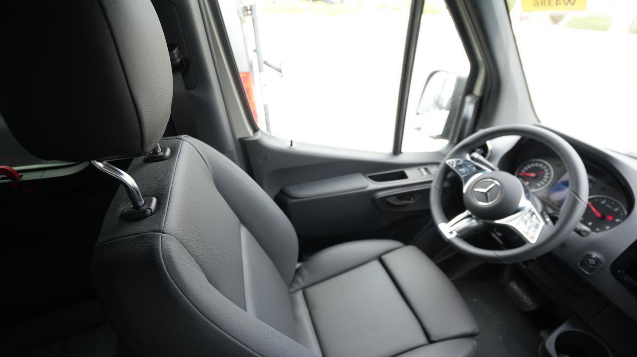 New 2026 Mercedes-Benz Sprinter 2500 image 14