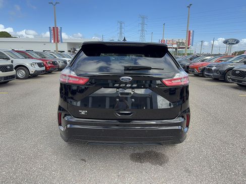 Certified 2024 Ford Edge ST-Line AWD/4WD image 6