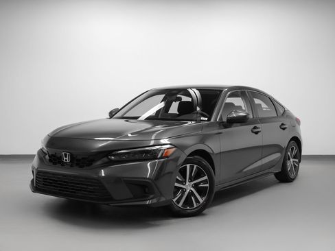 Used 2024 Honda Civic LX image 1