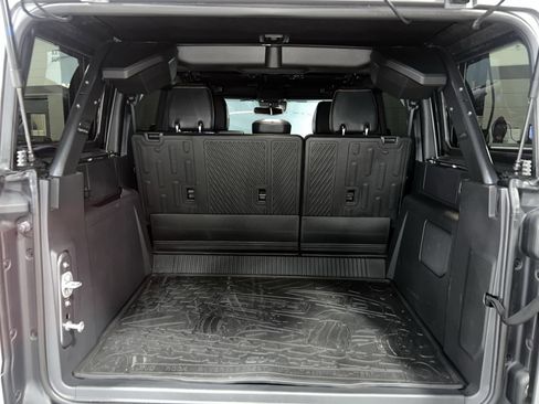 Used 2024 Ford Bronco Badlands image 37