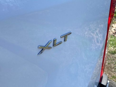 Certified 2023 Ford Transit 350 XLT RWD image 12