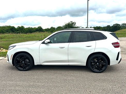 New 2026 BMW X3 xDrive30 w/ Premium Package AWD/4WD image 5